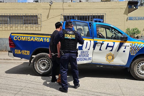 Hombre retenía y amenazaba con matar a su hija en San Juan Sacatepéquez