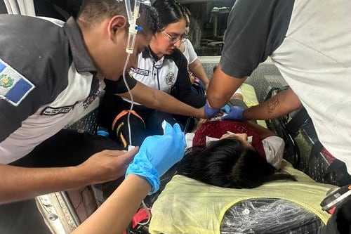 Trasladan a cinco estudiantes por síntomas de intoxicación en escuela de zona 1