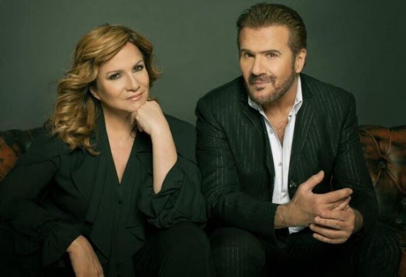 PIMPINELA en Guatemala: ¡Prepárate para una noche llena de drama y pasión!
El icónico dúo argentino regresa al país con sus grandes éxitos