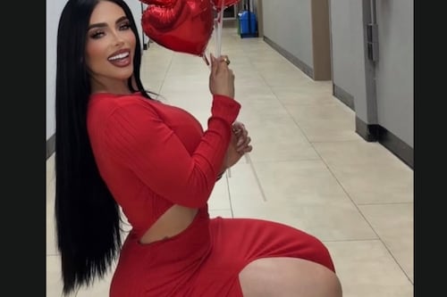 Así celebró el Día del Cariño la presentadora Sandy Gómez