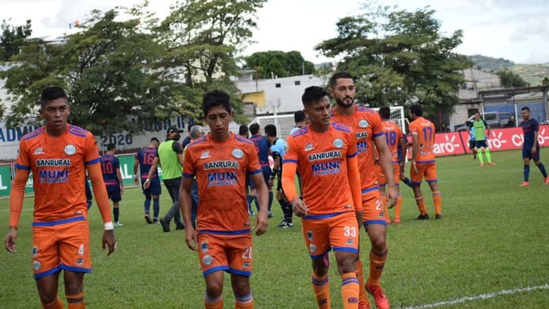 La FIFA se pronuncia contra Achuapa y le lanza una prohibición