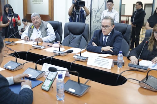 Docentes podrían recibir hasta Q2,500 adicionales con nueva ley