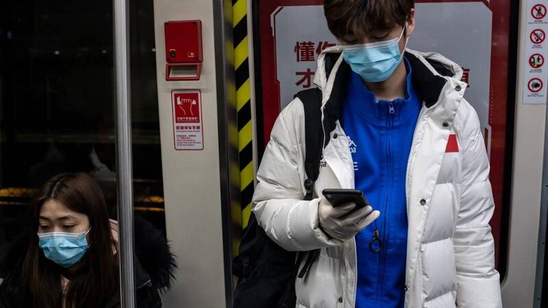 Disminuye por tercer día consecutivo número de contagios de coronavirus en China