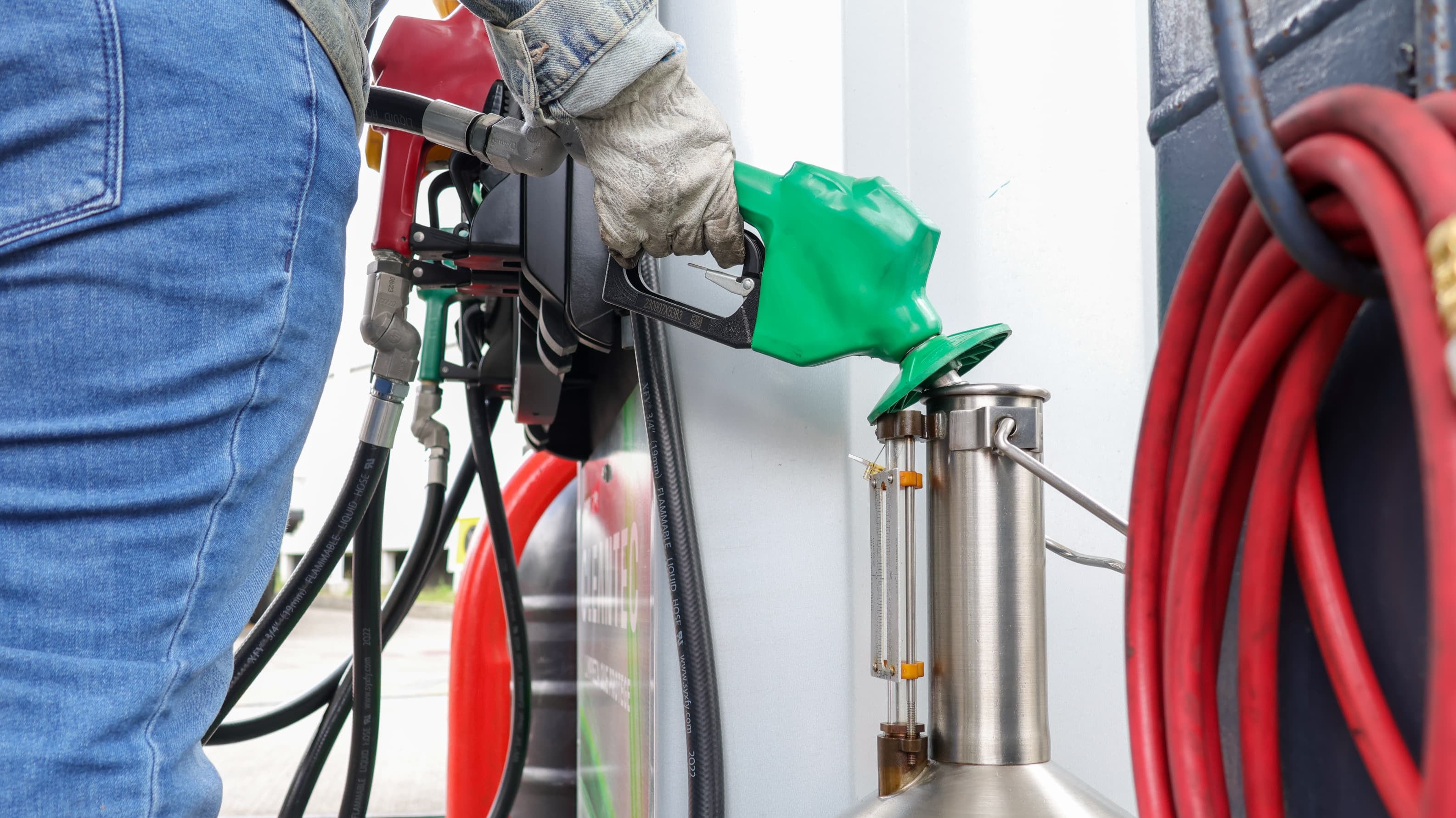 Alza de combustibles. Foto: PDH