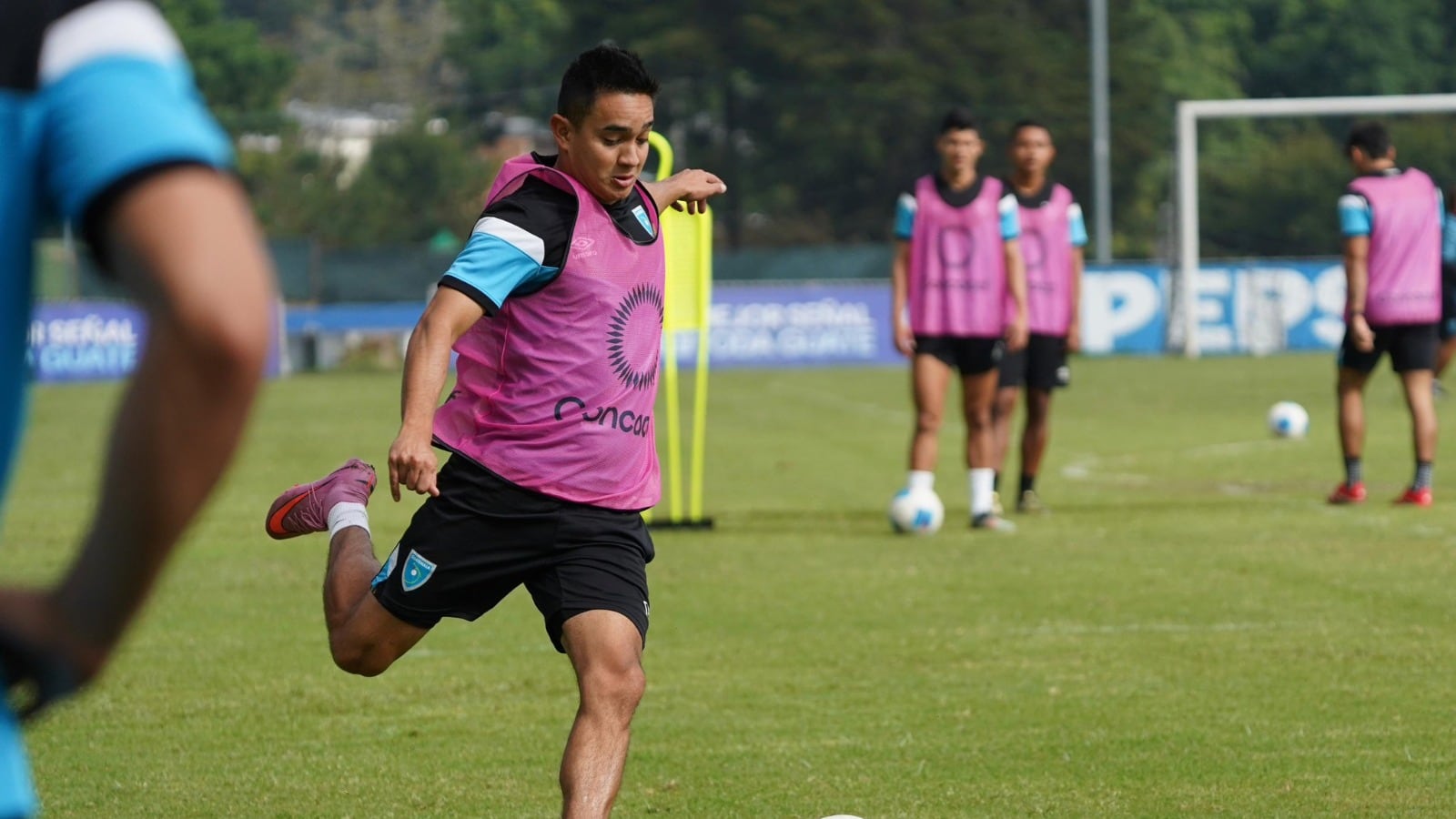 Con miras a la fase final de la Eliminatoria Mundialista la Sele Mayor realizó su entrenamiento. Foto: Fedefut