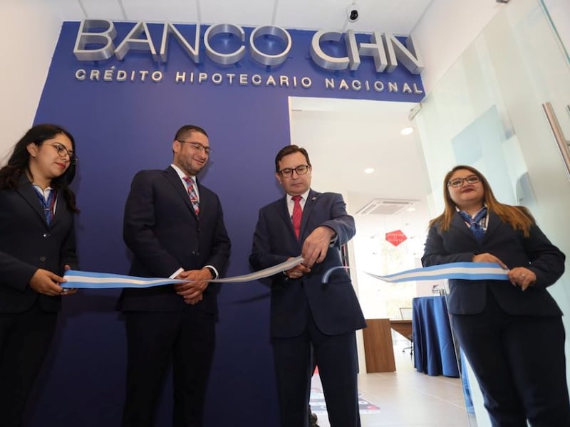 Banco CHN inaugura nueva agencia en la zona 15
