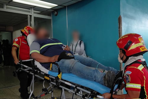 Tres trabajadores fueron localizados con síntomas de intoxicación en sótano de edificio en zona 10