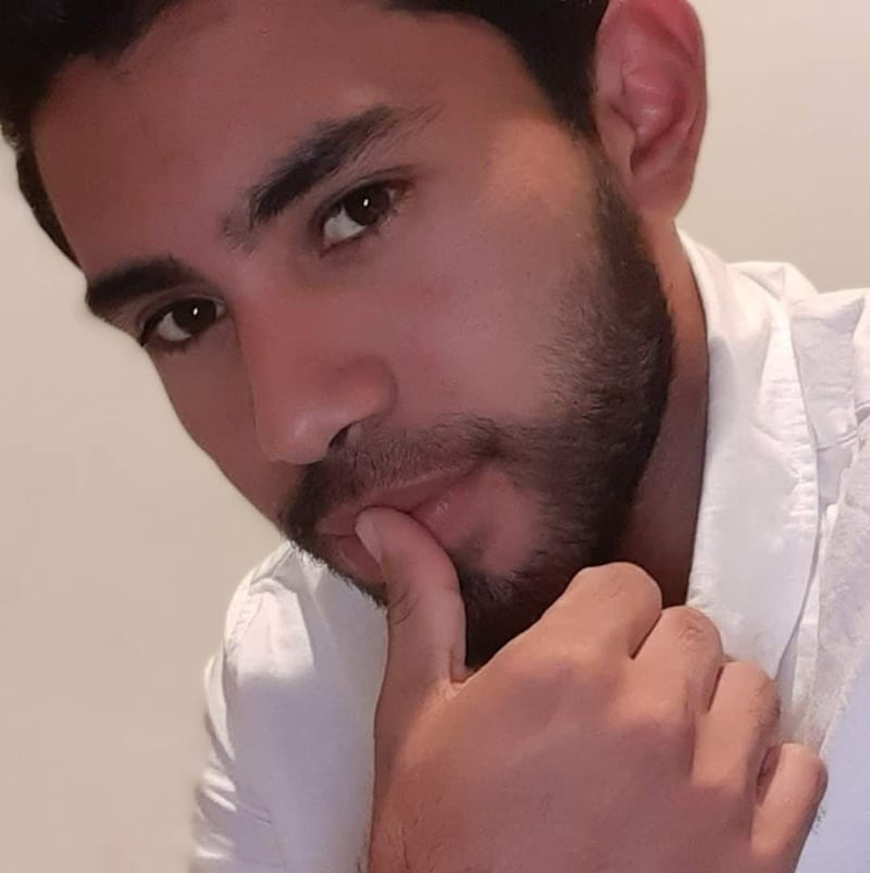 ,,,
