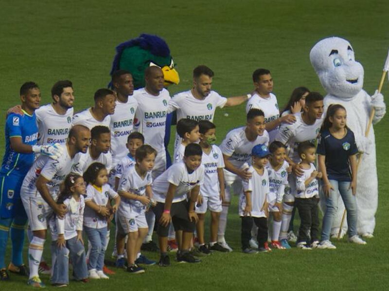 Presidente de Comunicaciones repasa la actualidad del mercado de fichajes crema