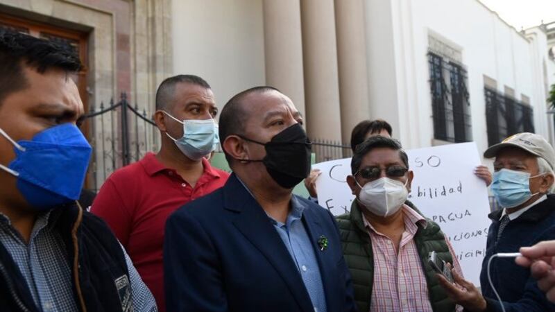 Aldo Dávila: “Giammattei cumple dos años de saquear al país"