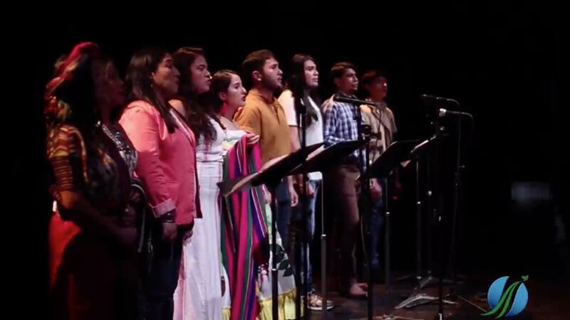 Nueva versión del Himno Nacional provoca críticas y Cultura decide mantener la original