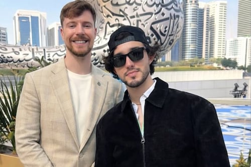 El influencer Ricky Limón presume al mundo su llegada a Guatemala