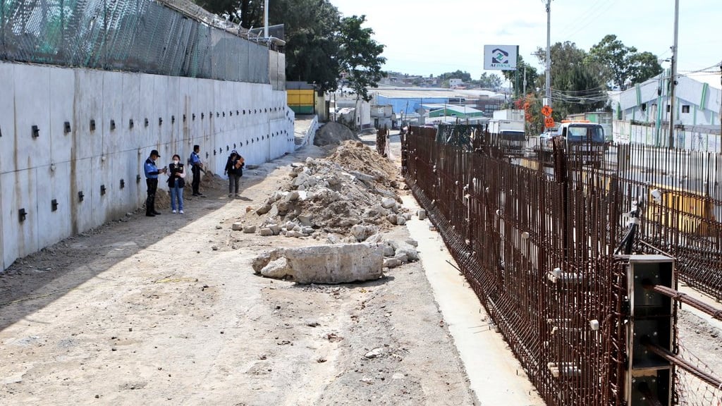 El paso a desnivel se ubica en Avenida Petapa. Foto MP