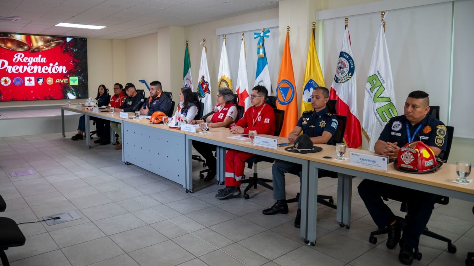 Sistema Conred lanza la campaña "regala prevención". Foto: Conred