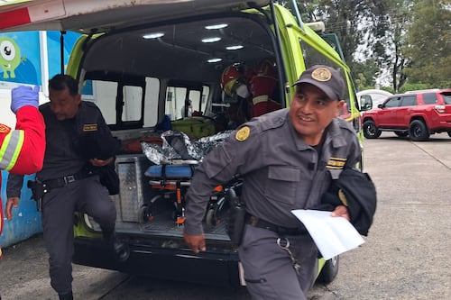 Dos heridos, uno menor de edad, tras ataque a balazos en la cárcel ‘El Preventivo’ en la zona 18