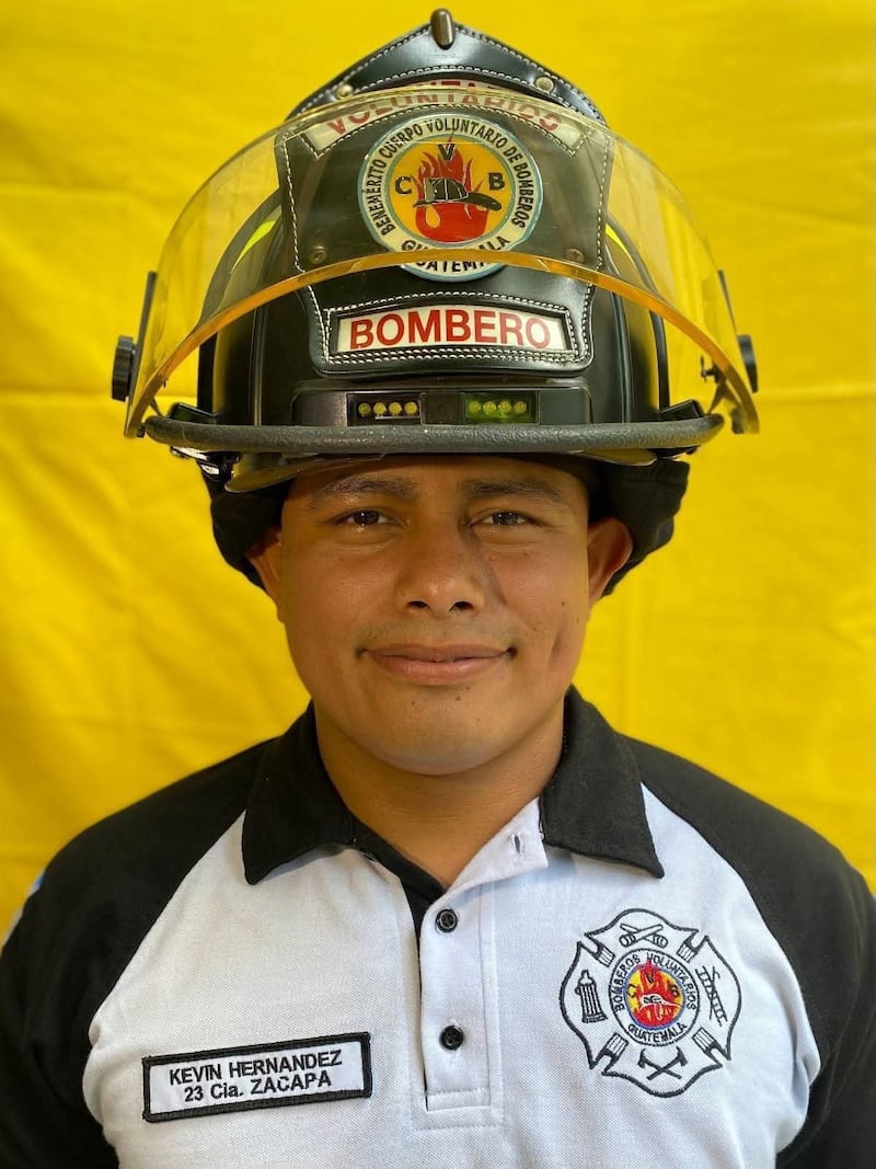 El bombero voluntario fue localizado sin vida entre los ríos Motagua y Grande en jurisdicción de aldea Manzanotes, Zacapa. Foto: RRSS