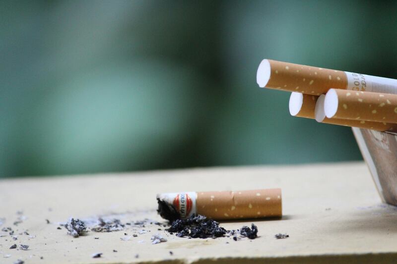 Dia Mundial Sem Tabaco: veja os malefícios do cigarro e quais alimentos podem te ajudar a parar de fumar