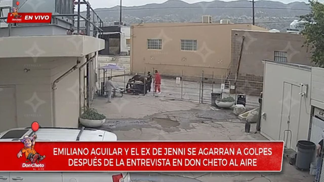 En redes sociales se viralizó el momento en que Emiliano Aguilar pelea a golpes con el ex de Jenni Rivera.