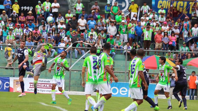 Los cremas alargan contra Antigua GFC su racha sin victorias en el Torneo Apertura 2017
