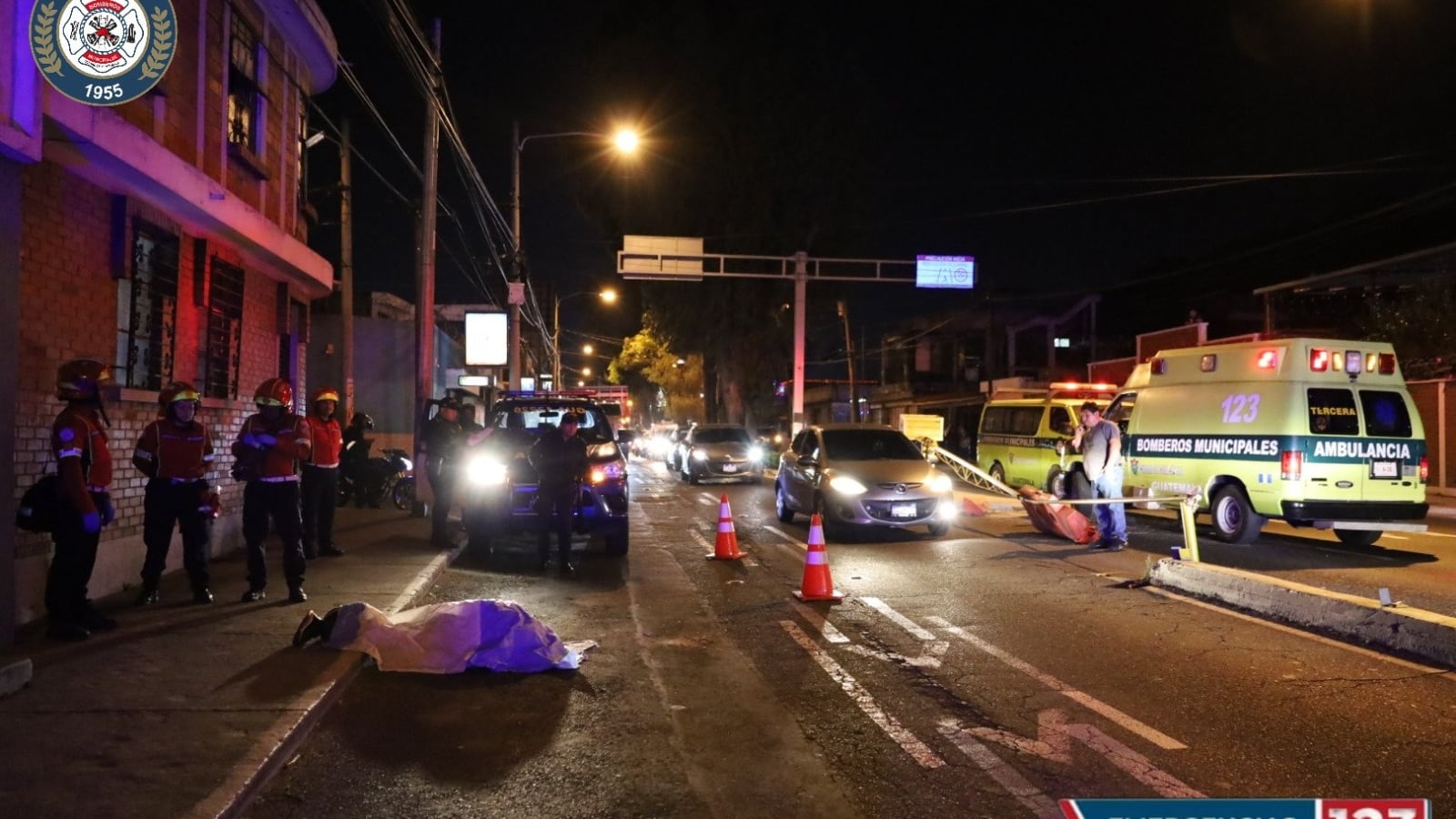 La víctima fue atropellado por un vehículo que continuó su marcha. Foto: CBM