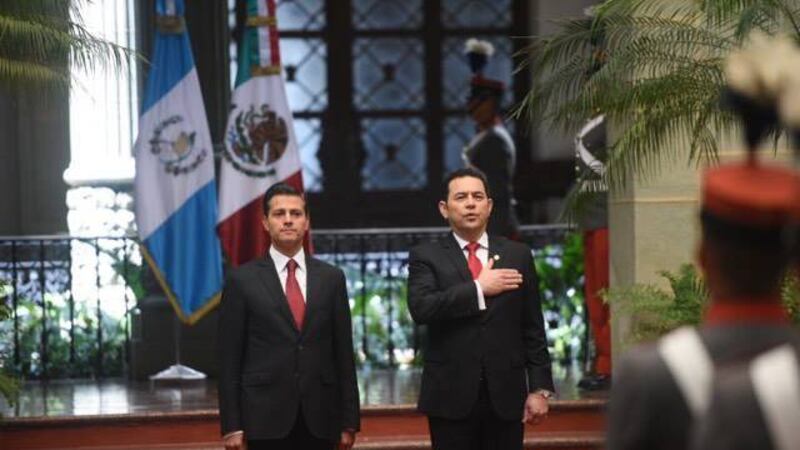 Guatemala y México reforzarán atención a migrantes deportados