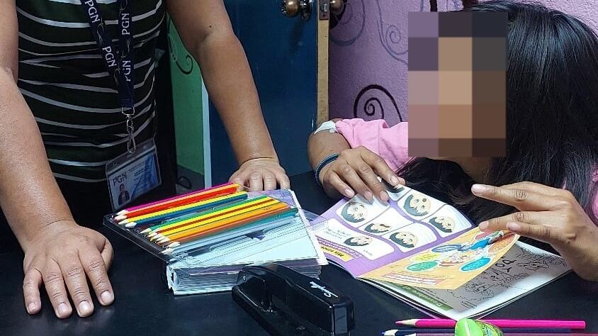 La menor fue resguardada por personal de la PGN. Foto: PGN