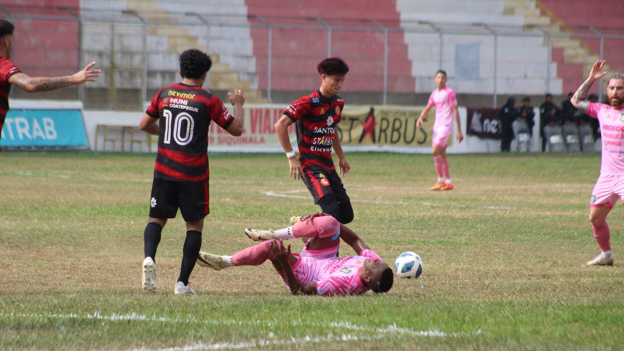 ¡Coatepeque se despide con la victoria!