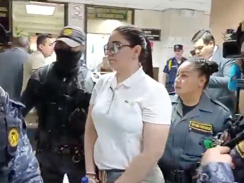 Multan a abogados de Fernanda Bonilla y Luis Marroquín tras múltiples acciones de amparo