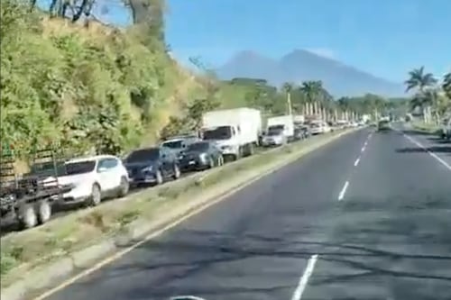 Así luce el ingreso a Puerto Quetzal: tráfico y largas filas este fin de semana