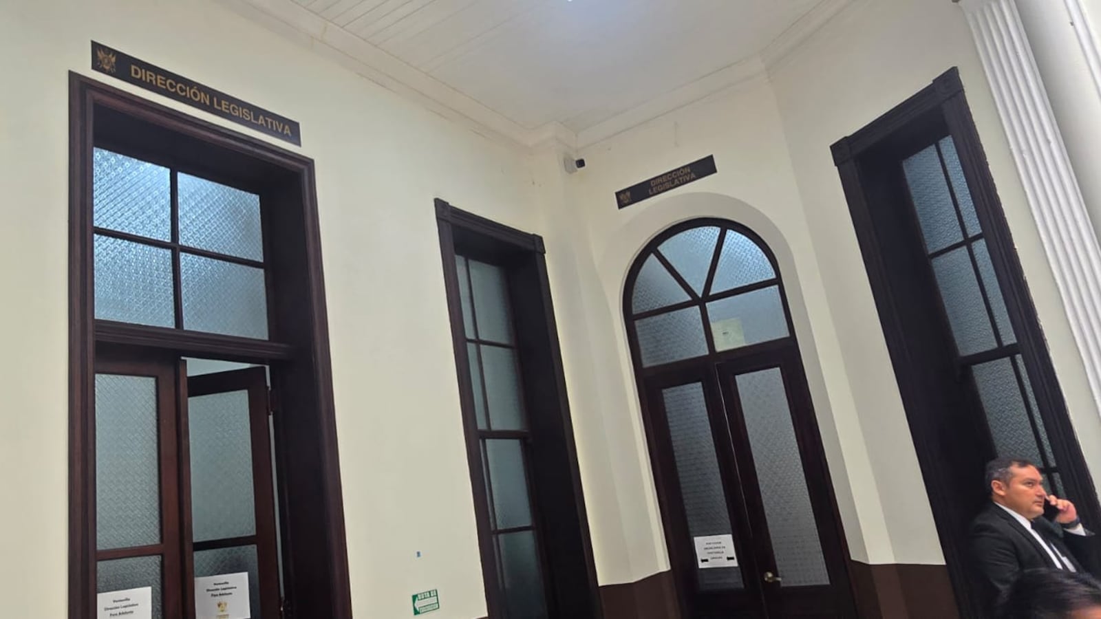 Los aspirantes a la CC por el Congreso tienen habilitado el lugar para entregar la papelería. Foto: Amilcar Avila