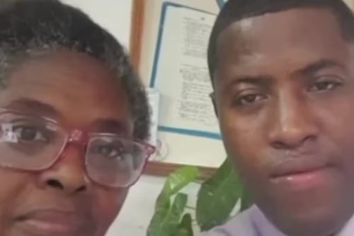 Hombre asesina a su madre y hermano tras salir de prisión