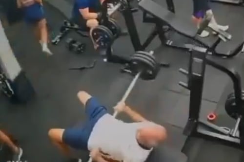 Hombre muere tras ser golpeado con una barra en un gimnasio de Olinda, Brasil