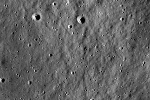 Una nueva cicatriz lunar revela el violento pasado de la Luna
