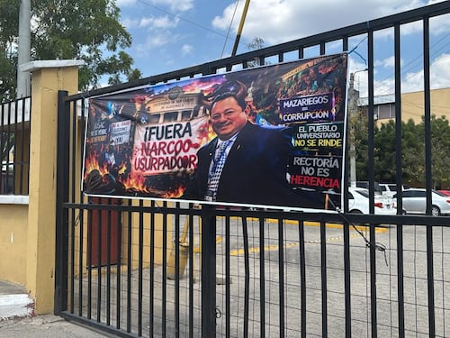 Estudiantes cierran el Centro Universitario de Oriente por rechazo a reelección del rector