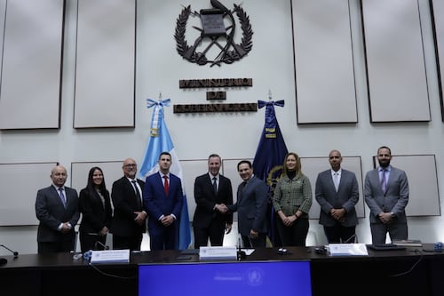 Grupo Vulcano del FBI llega a Guatemala para apoyar en la recaptura de reos fugados en Fraijanes II