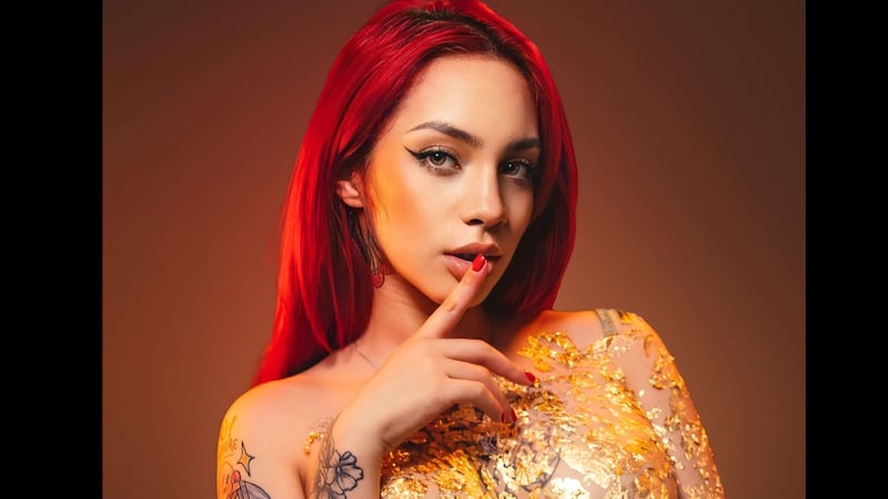 La modelo guatemalteca de OnlyFans Kaeelen García destapa su trasero sin pudor alguno