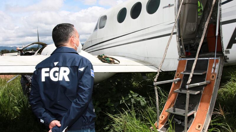 Condenan a salvadoreño que recibió soborno de empresario guatemalteco