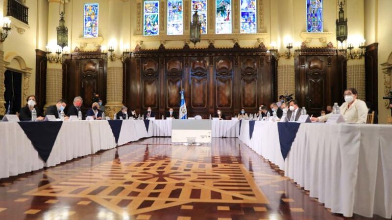 Mesas de Presupuesto 2021: Situación macroeconómica y fiscal del país