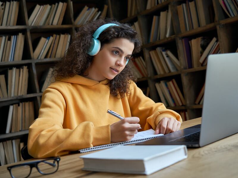 Universidad Galileo llega oficialmente a un millón de estudiantes en edX