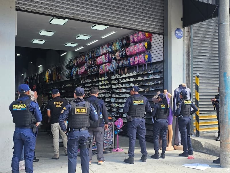 Fiscalía incauta más de 16 mil gorras en operativos por posible falsificación
