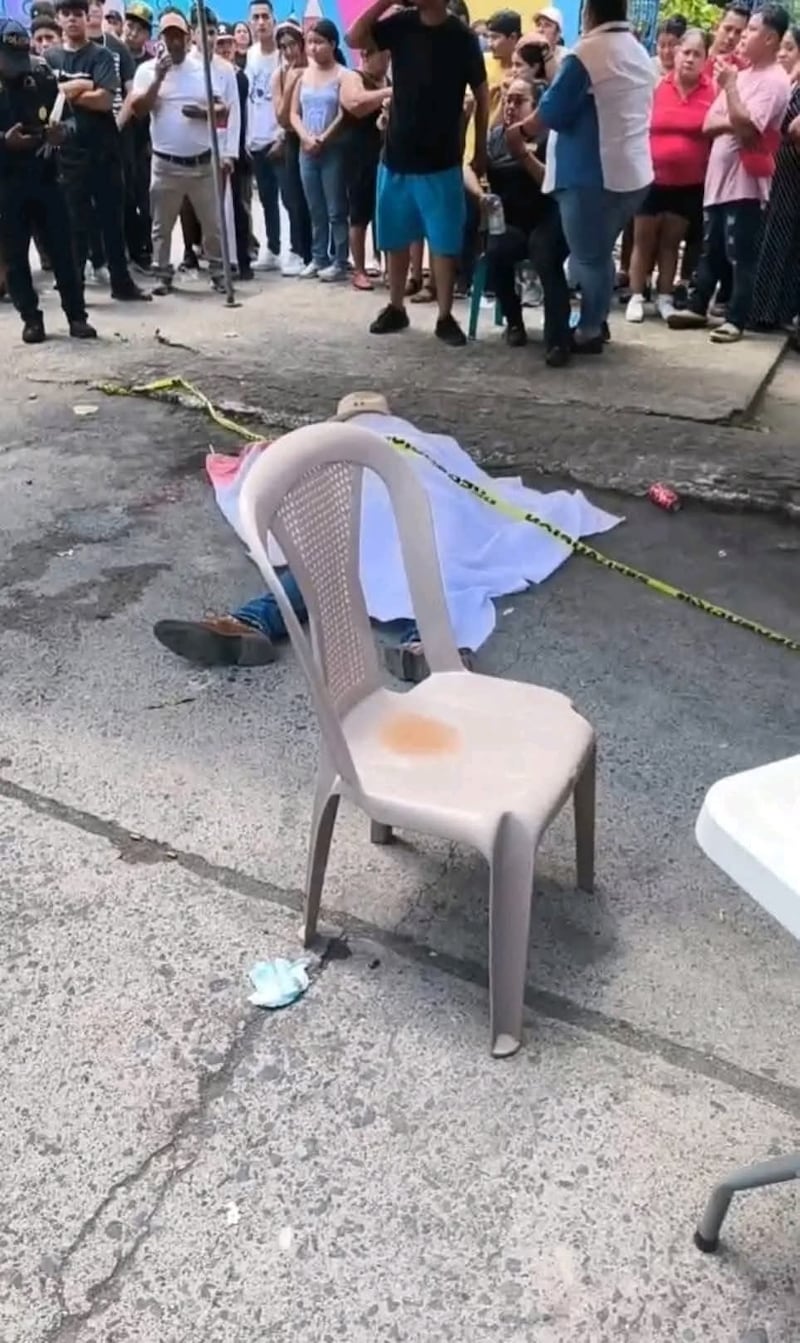 El hecho ocurrió durante un evento gastronómico del lugar. Foto: RRSS