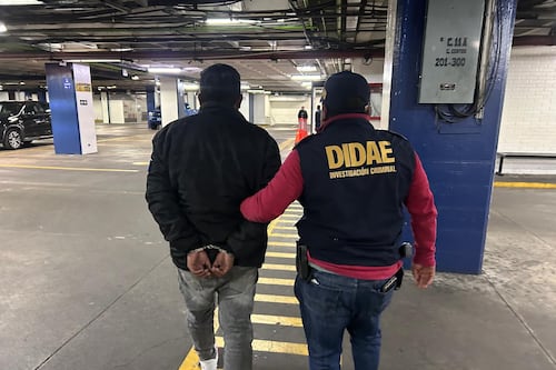 Capturan a hombre acusado de hurtar armas al solicitar empleo en empresas de seguridad privada