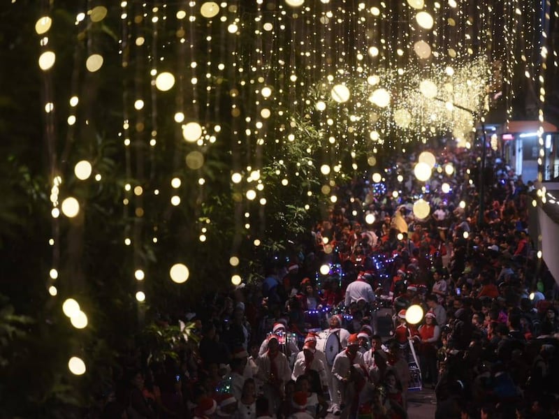 A partir de esta fecha será el desfile navideño 2025 en Paseo La Sexta