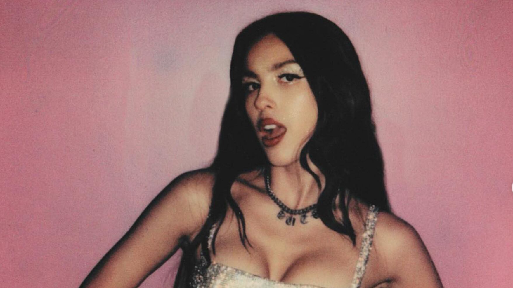 Sigue con su exitoso tour "Guts"