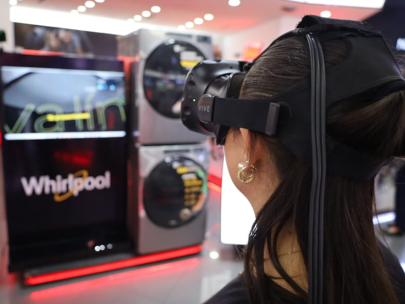 ¡Con realidad virtual! Max y Whirlpool planean un evento único para presentar nuevos productos