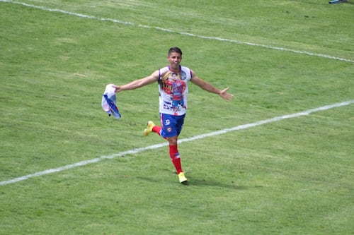 Israel Silva se pronuncia tras ser acusado de violencia por su expareja