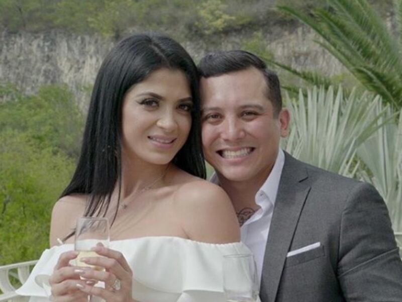 Kim Flores publica "descarada" foto con poca ropa y fans le piden respeto a Edwin Luna