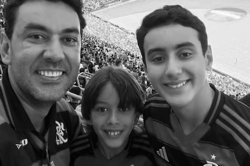 Funcionario brasileño le dispara a sus hijos y se quita la vida por presunta infidelidad de su esposa