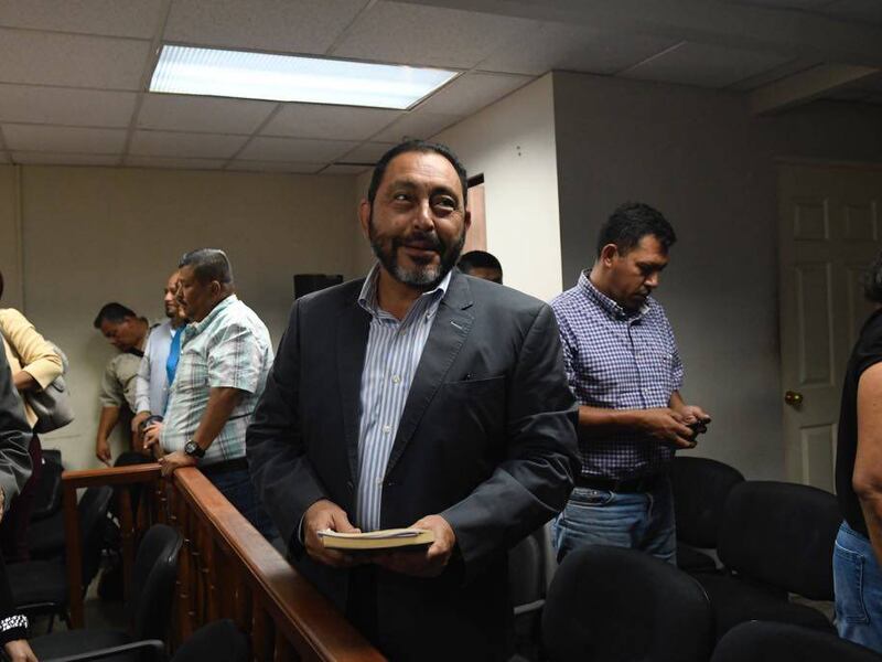 Exministro de Gobernación desiste de recusación contra juez Gálvez