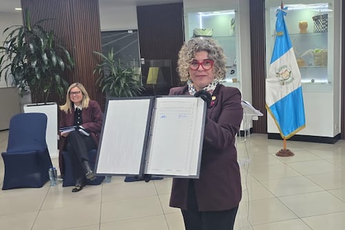 Guatemala “toma nota” de la anulación de aranceles en EE. UU. por la Corte Suprema